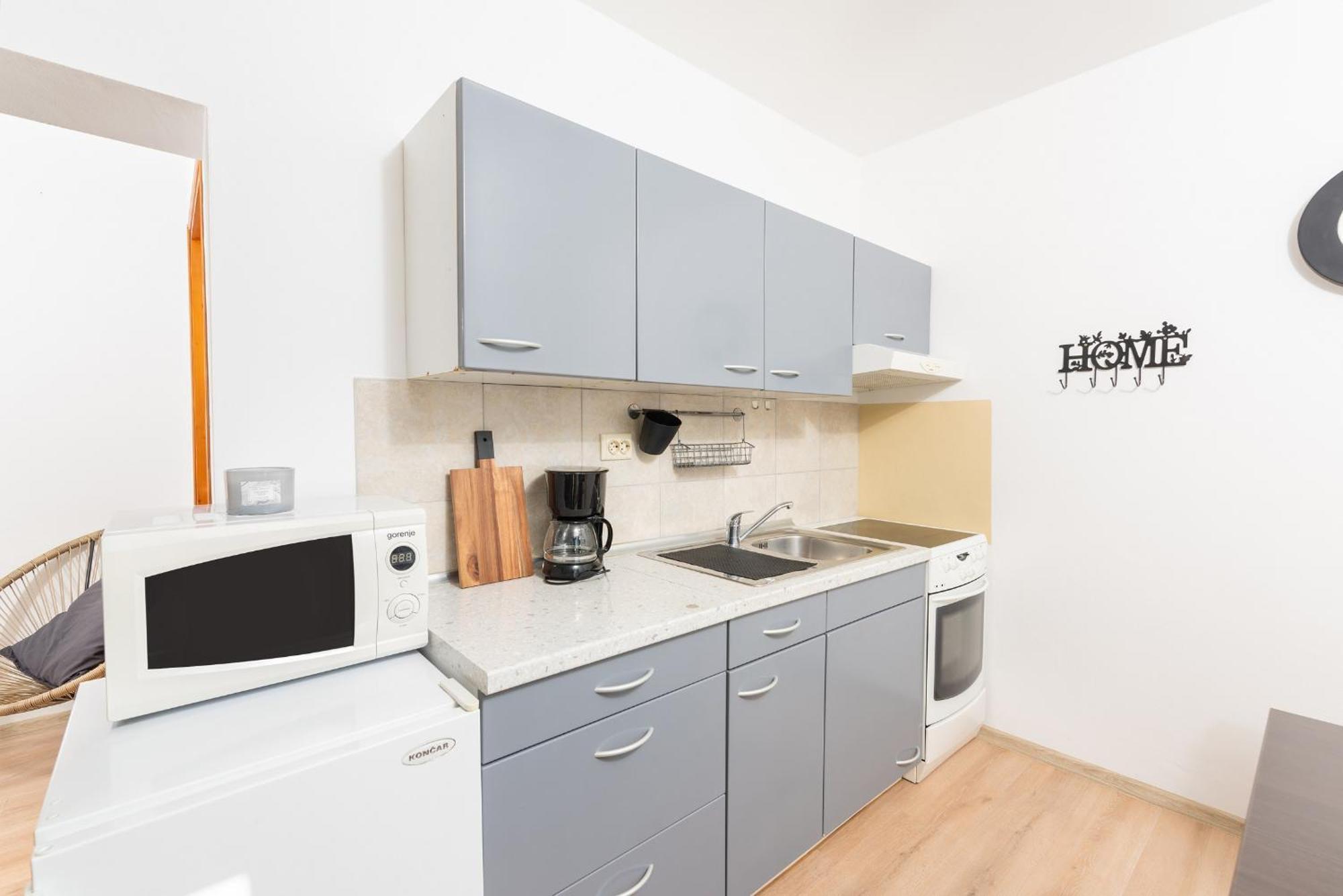 Apartments Dobrec Fuskulin Exterior photo